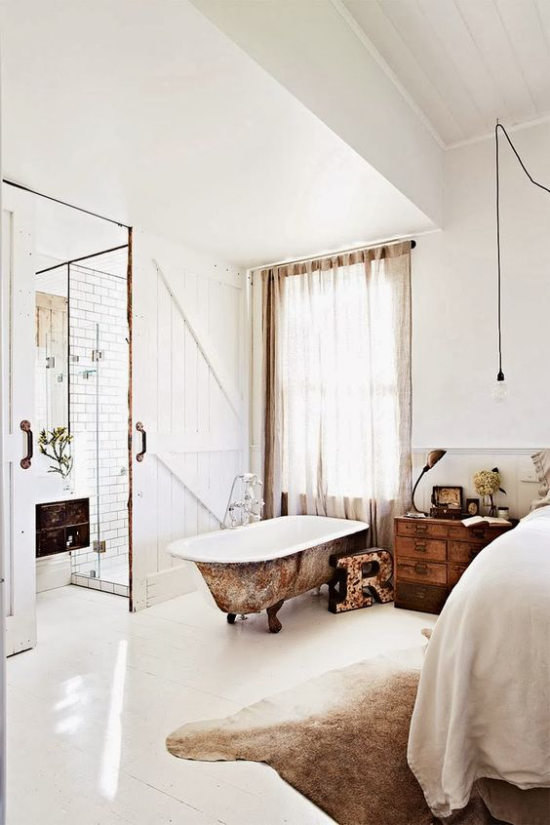 Multifunktionale Räume Schlafzimmer Badewannen weiß und Braun kombinieren