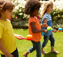 Einfache und amüsante Ideen für Spiele zu Ostern für Kinder