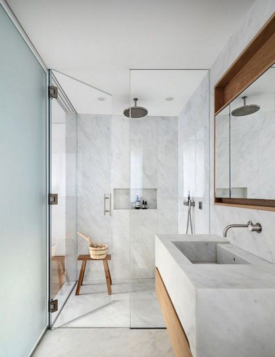 Baddesigns in Grau graues Badezimmer Duschecke Glaswand drei hölzerne Akzente