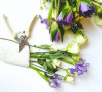Wie kann man Blumen pressen? – 3 Techniken und über 30 Bilder von Pressblumen