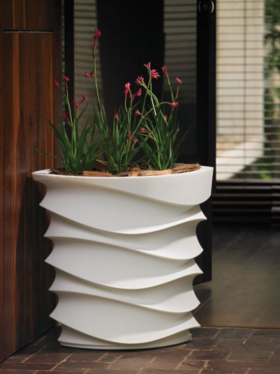 Blumentöpfe und Pflanzgefäße in Weiß modernes Design ausgefallen stilvoll elegant