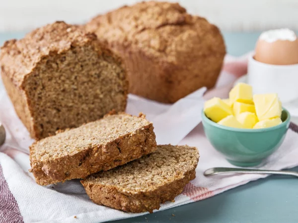Brot mit Butteer - gesunde Ideen - Vollkorn