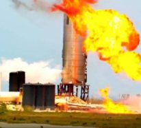 Der Raketenprototyp Starship SN4 von SpaceX explodiert während Test