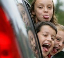 Kurztrip mit Kind: So gelingt Ihnen das Autoreisen mit Kindern