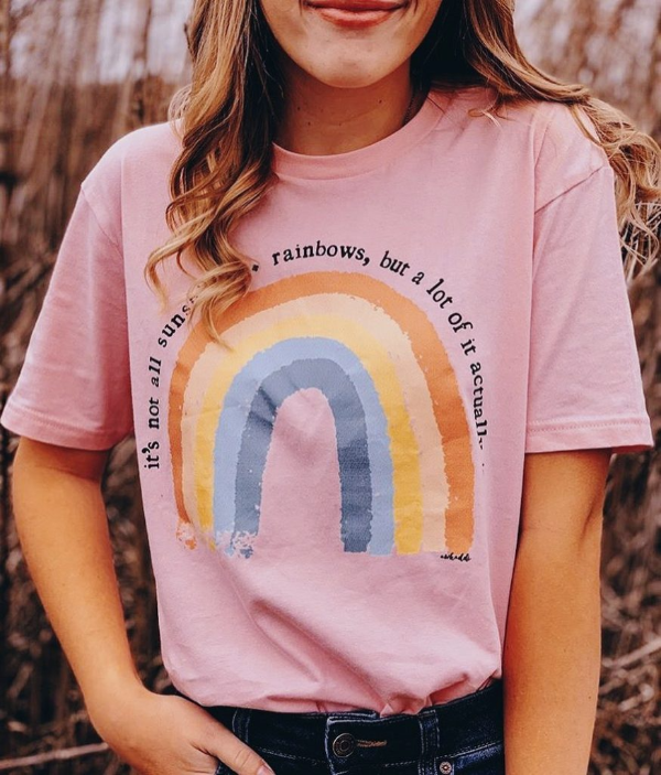 T-Shirt Trends Ein angemalter Regenbogen