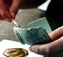 Kintsugi – das Geheimnis der alten japanischen Tradition gesprungene Keramik zu reparieren