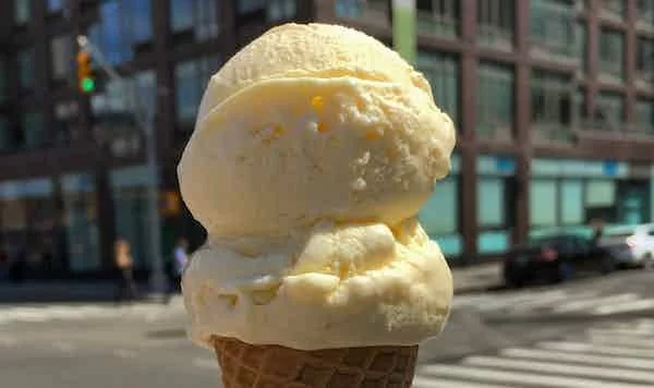 Meerrettich Eis verrückte Eissorten weltweit besondere Eissorte in New York in einer Eisdiele im Angebot 