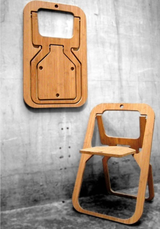 Klapptisch clevere Ideen für klappbare Möbelstücke zwei faltbare Stühle aus Holz