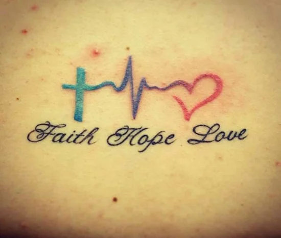 buntes Glaube Liebe Hoffnung Tattoo 