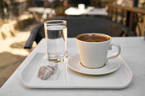 türkischer kaffee tolles servieren