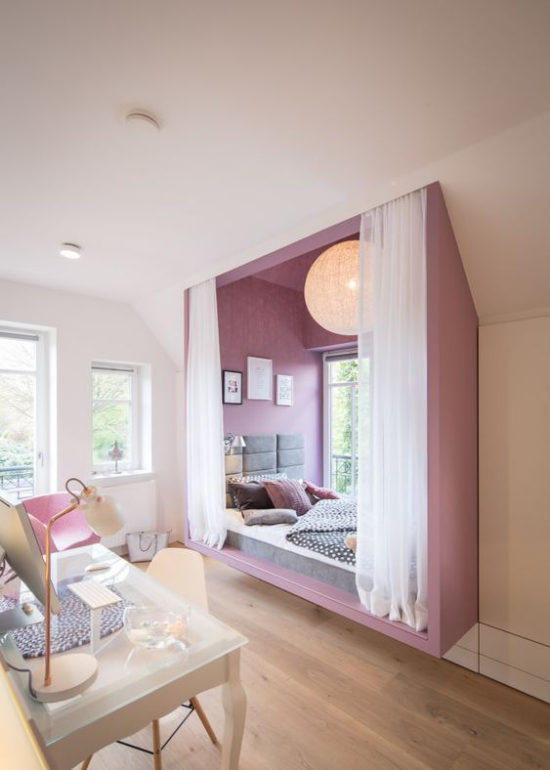 Mädchenzimmer modern und praktisch gestaltet Himmelbett starke romantische ideen