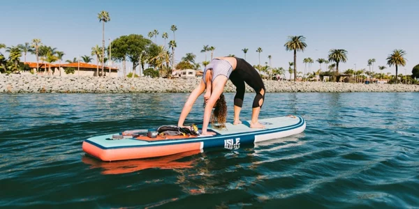 SUP Yoga Tipps Paddleboard Yoga Stehpaddeln
