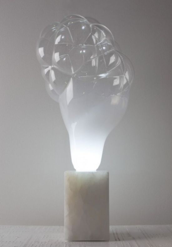 Tischlampen ausgefallen fantasievoll designt futuristisch wie Blasen