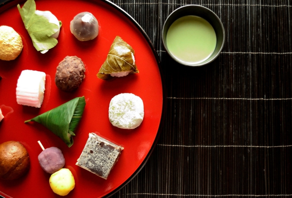 gesunde japanische süßigkeiten teezeremonie