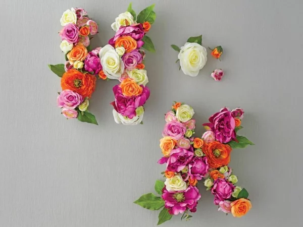 Buchstaben mit Blumen basteln Blumenbuchstaben selber machen