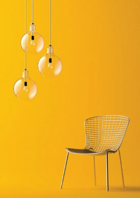 Hängeleuchten drei einfaches Design gelber Hintergrund Stuhl