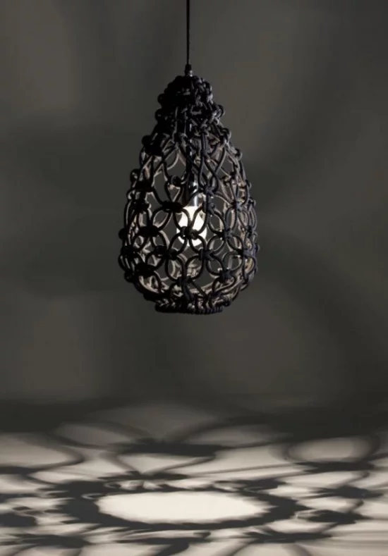 Moderne Hängeleuchten ausgefallene Form einzigartiges Design schwarz wie Gitter