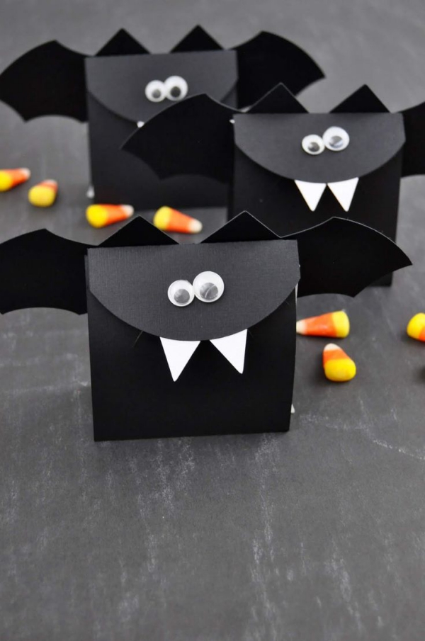 Fledermaus basteln mit Kindern zu Halloween – 50 bezaubernde Ideen und Anleitungen geschenk tüte fledermaus lustig