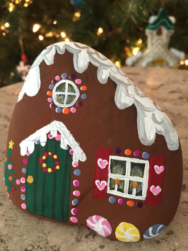 Steine bemalen zu Weihnachten – künstlerische Ideen und Tipps für eine festliche Winterdeko lebkuchenhaus deko weihnachten