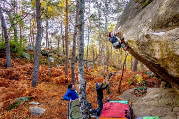 Was ist Bouldern Klettern ohne Seil Schwierigkeitsgrad