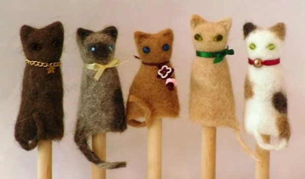 Basteln mit Katzenhaaren DIY Projekte mit Tierhaaren Katzenfiguren filzen