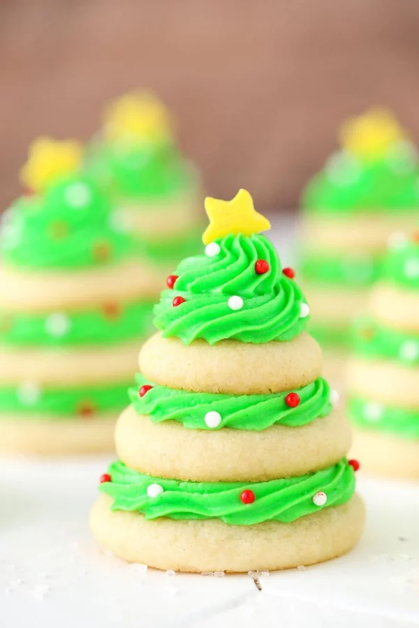 Köstliche Plätzchen Rezept Ideen für ein genussvolles Weihnachten kekse bäumchen schmuck