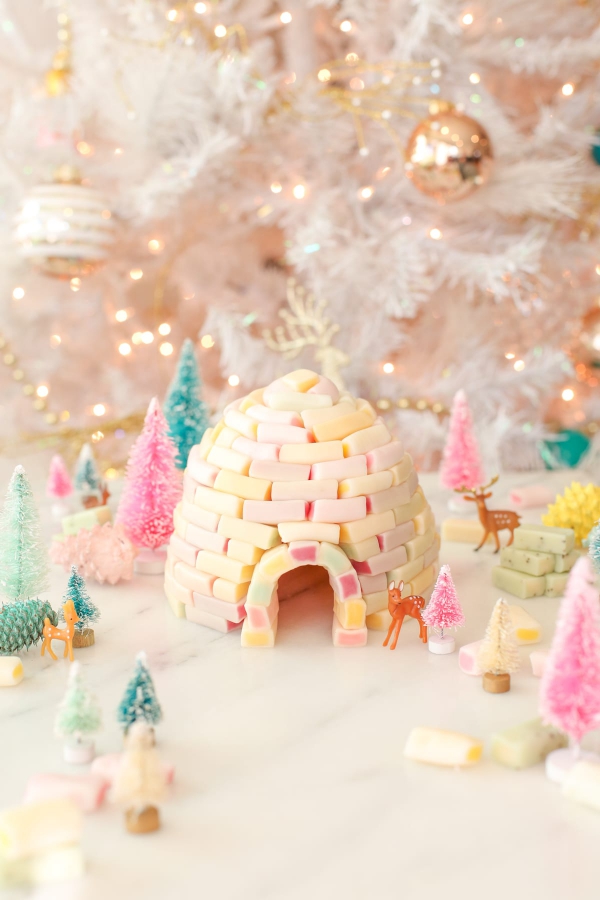 Lebkuchenhaus basteln zu Weihnachten – festliche Ideen, Rezept und Anleitung fruchtgummi marshmallow iglu