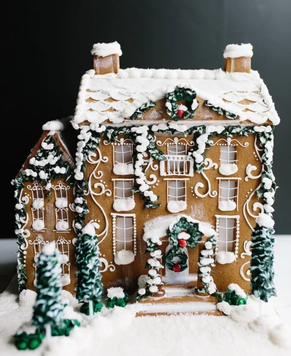 Lebkuchenhaus basteln zu Weihnachten – festliche Ideen, Rezept und Anleitung komplizierte projecte lebkuchen glasur deko
