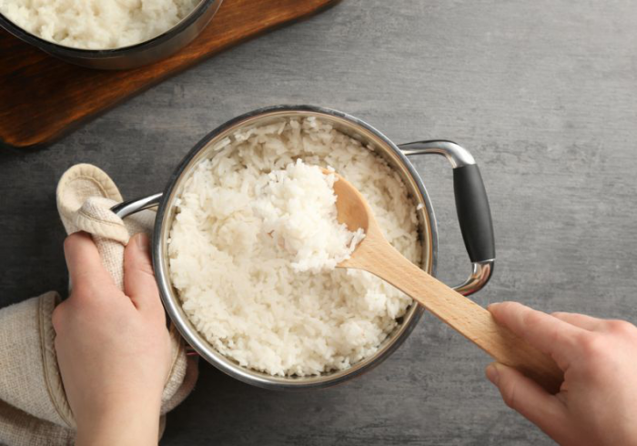 Reisdiät gekochter weißer Reis idealer Sattmacher