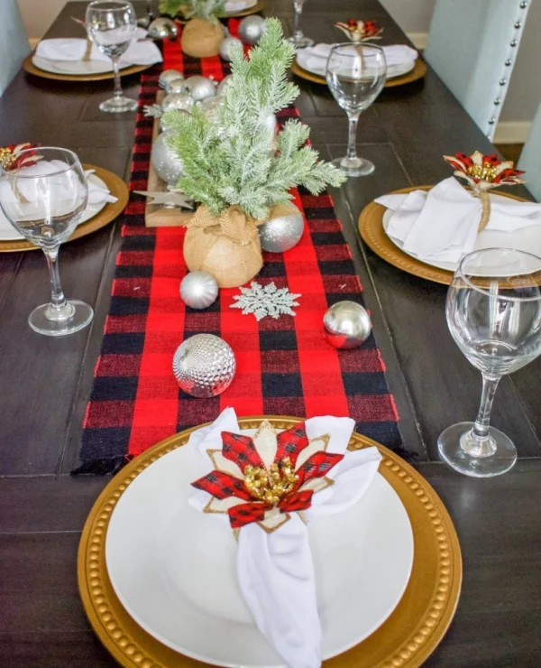 Serviettenringe basteln zu Weihnachten – Stilvolle Ideen und Anleitungen für eine festliche Tischdeko blume tischdeko schön