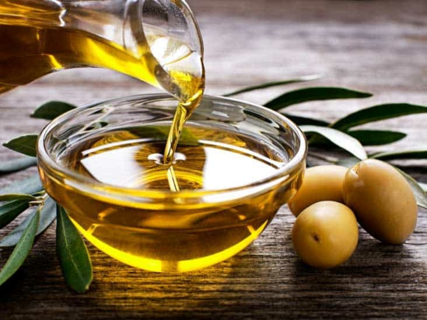 Was hilft gegen Juckreiz jukende Haut Olivenöl Heilmittel