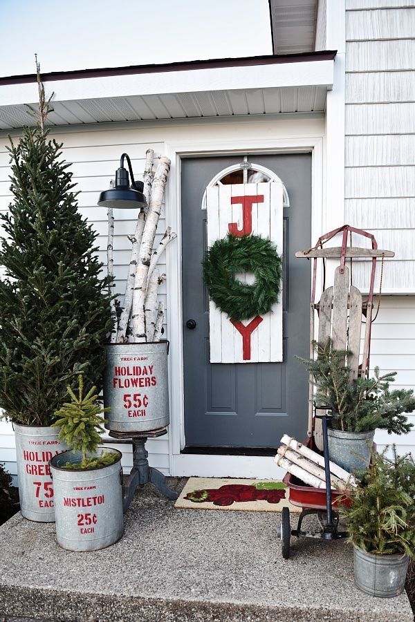 Weihnachtsdeko vor der Haustür – Ideen und Tipps für mehr festliche Stimmung joy deko natürliche ideen