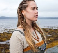 Wikinger Frisuren für Damen und Herren, inspiriert von der nordischen Kultur