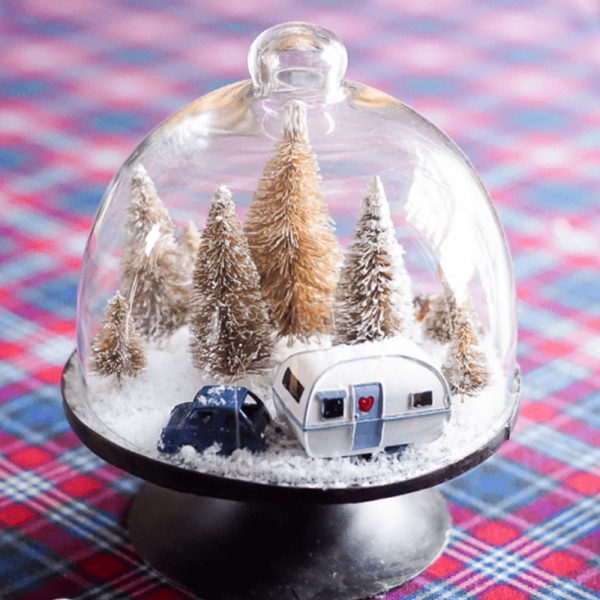 Winterlandschaft basteln – weihnachtliche Ideen, fantastisch einfache Anleitungen und Tipps glas deko mit wohnwagen