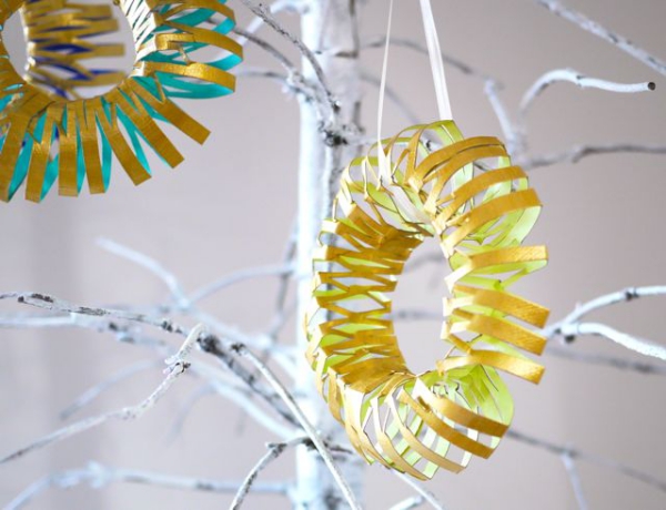 Basteln mit Toilettenpapierrollen zu Weihnachten – kreative Upcycling Ideen und Anleitung spirale schneiden christbaum