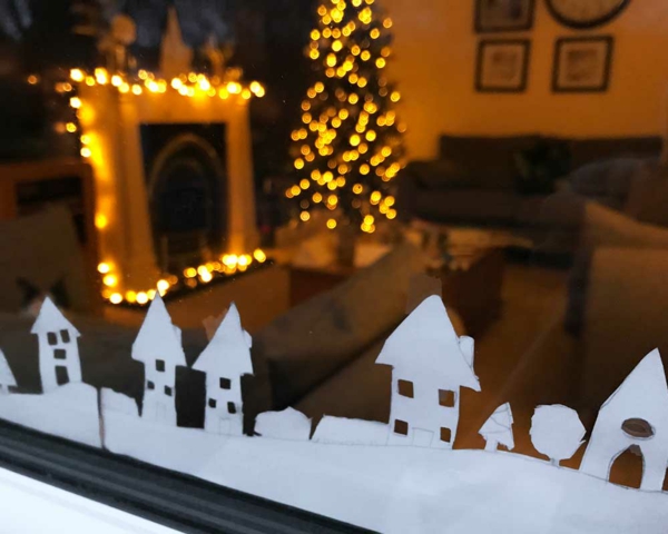 Fensterdeko zu Weihnachten Aufkleber Häuschen