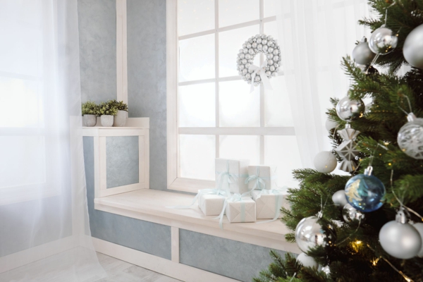 Fensterdeko zu Weihnachten komplett in Weiß