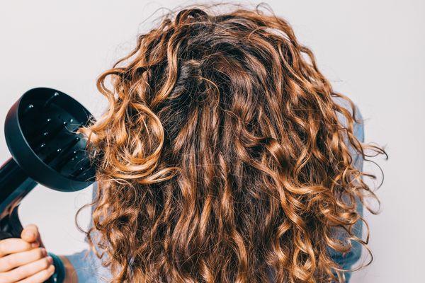 Krause Haare Pflegen 7 Fehler Die Man Dabei Vermeiden Soll