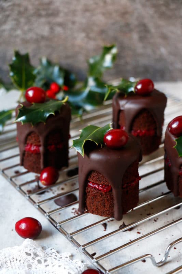 Weihnachtliches Dessert – Weihnachtsbaumstamm und andere köstliche Rezeptideen zum Genießen kleine häppchen bisschen schoko