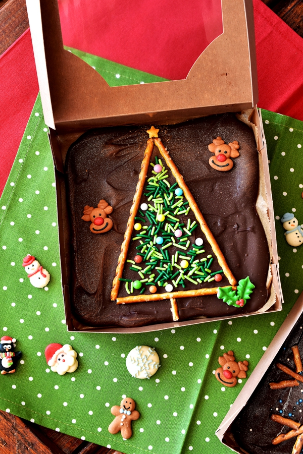 Weihnachtliches Dessert – Weihnachtsbaumstamm und andere köstliche Rezeptideen zum Genießen schokorinde geschenke deko tannenbaum