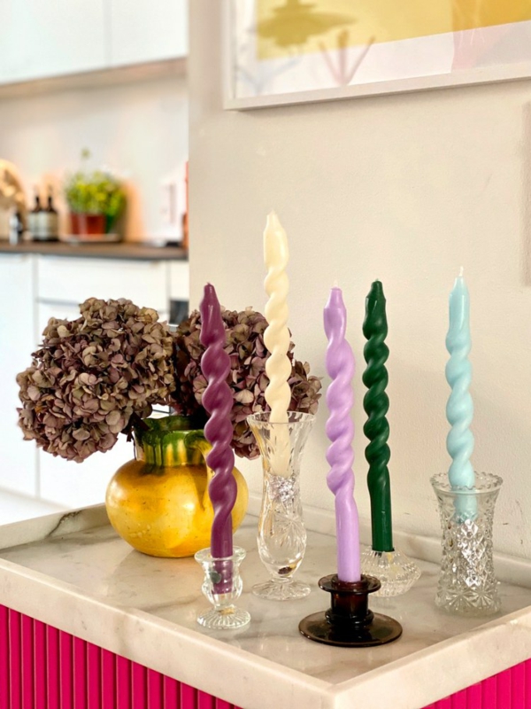 gedrehte Kerzen selber machen DIY Twisted Candles Anleitung Tischdeko Ideen