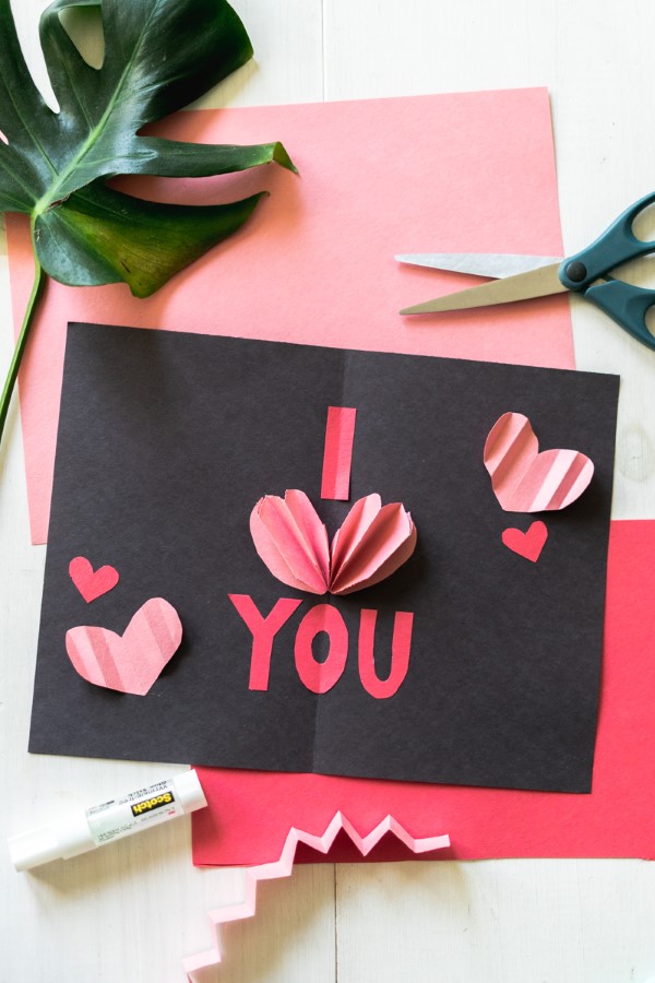 3D Klappkarte basteln zu Valentinstag – coole Ideen und Anleitungen ich liebe dich karte diy