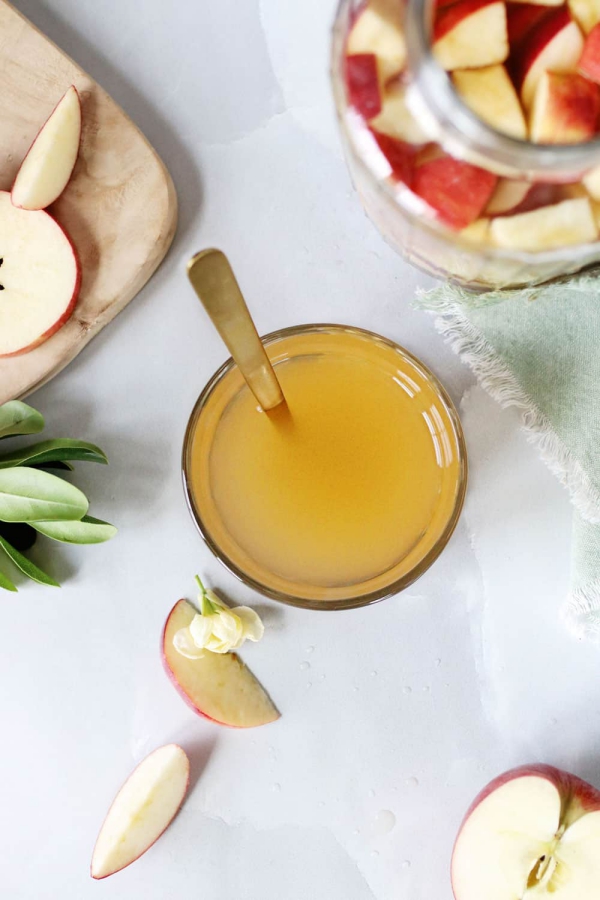 Apfelessig Diät – Wie gesund ist sie wirklich Alle Infos zum Essig Foodtrend apfelessig cocktail gesund