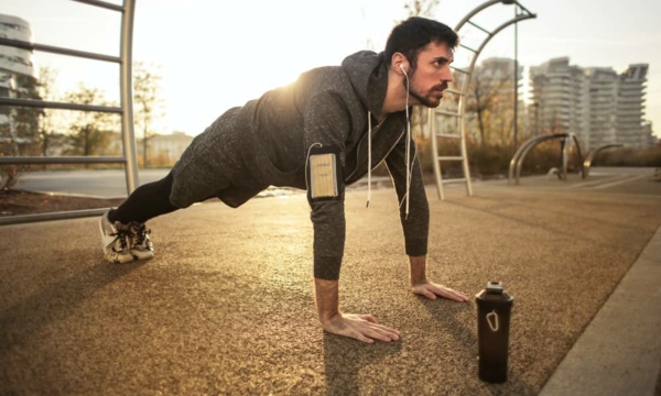 Fitnessübungen für Zuhause 10 besten Übungen für Männer Push-ups