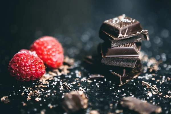 Natürliche Beruhigungsmittel aus der Naturapotheke und weitere Anti-Stress Tipps dunkle schokolade gesund lecker