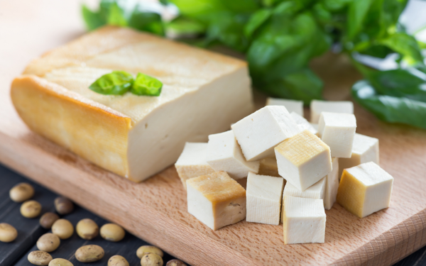  strahlende Gesichtshaut gesunde Lebensmittel Tofu Sojaquark eiweißreich gut für Vegane und Vegitarier