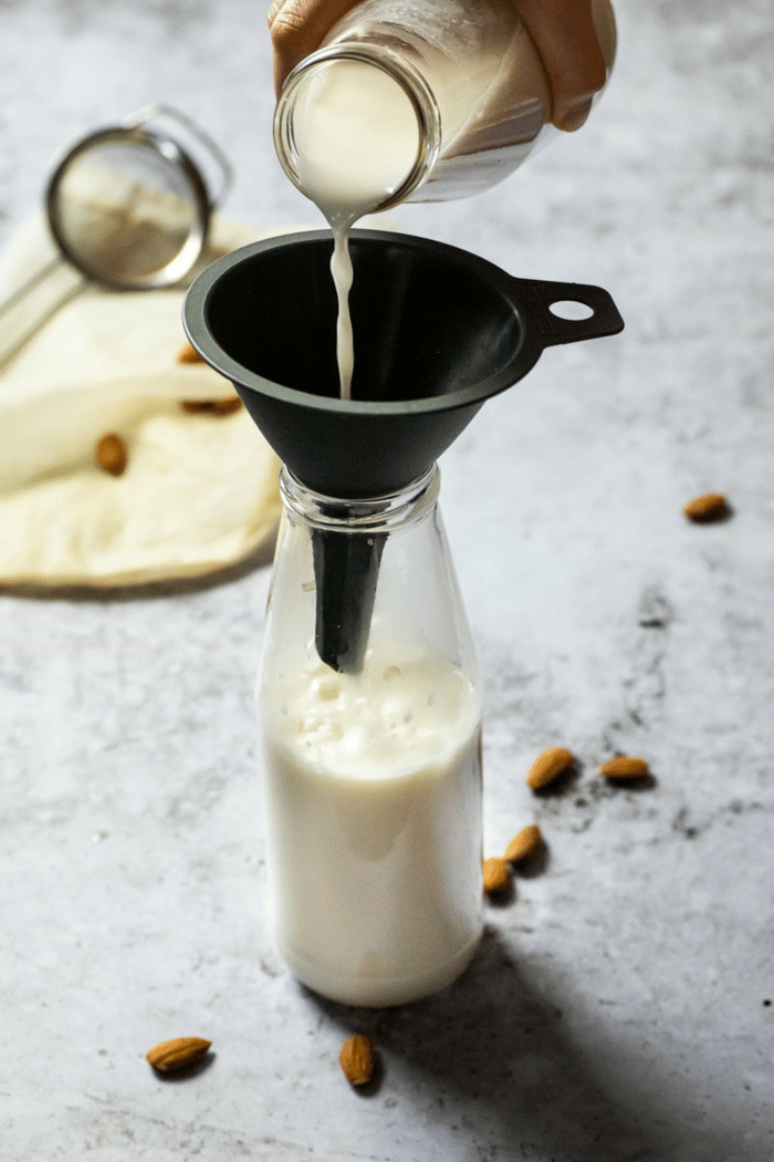 Vegane Milch selber machen- gesunde Rezeptideen und mehr