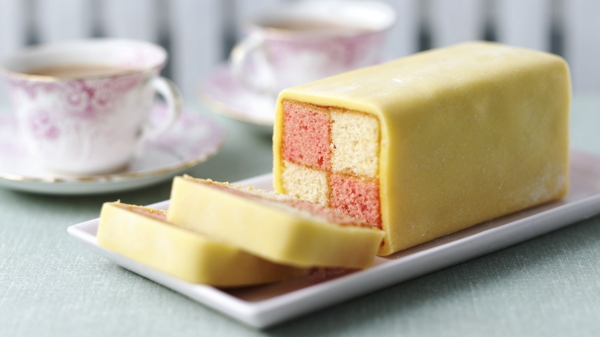 Battenberg Kuchen Rezept - ein englisches Dessert mit deutscher Herkunft