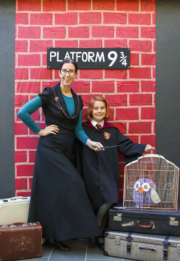 Harry Potter Bastelideen zum 20. Jubiläum – zauberhafte Anleitung für Hexen und Zauberer huintergrund fotos platform