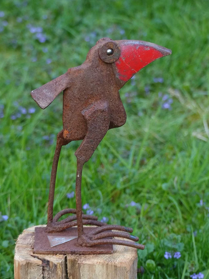 Rostige Gartendeko vogel skluptur